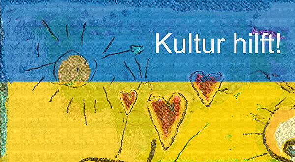 Ein blauer Streifen, darunter ein gelber. Auf dem blauen Streifen steht "Kultur hilft!". Über beide Streifen verteilen sich eine Sonne und Herzen.