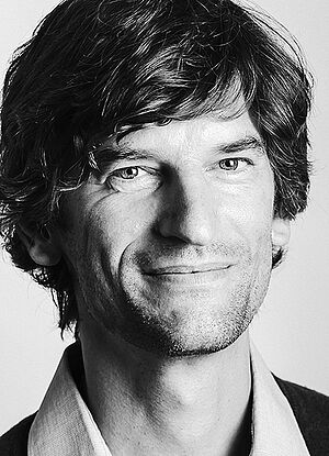 Ein Porträt von Ulrich Fasshauer.