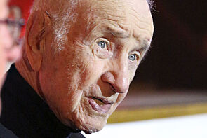 Porträt des Schauspielers Armin Mueller-Stahl.