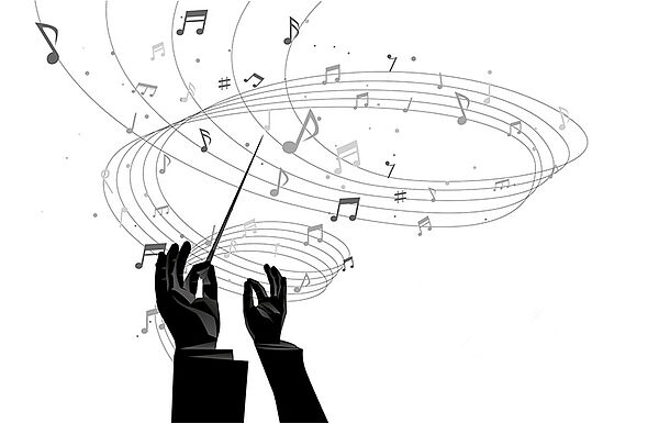 Zwei Hände. Sie halten einen Taktstock und dirigieren. Im Hintergrund sind verschiedene Noten.