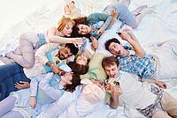 Das Ensemble des Sommertheaters 2026