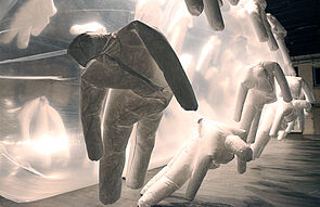 Figuren aus der Großinstallation.