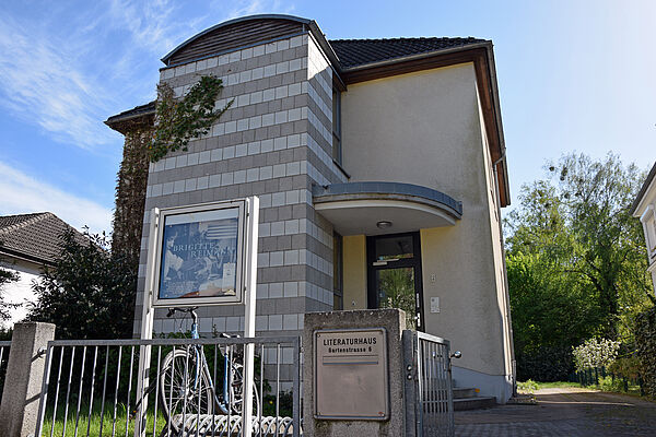 Das Literaturhaus von außen.