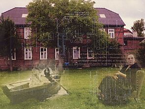 Eine Collage. Auf dem Bild sitzt unter anderem eine Frau vor einem Haus.