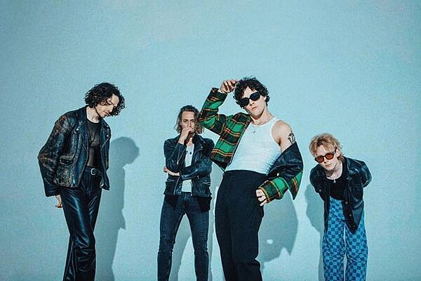 Porträt der Gruppe Leap. Vier Musiker aus London.
