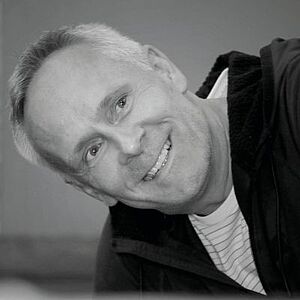 Ein Schwarz-Weiß-Porträt von Christoph Reiche.