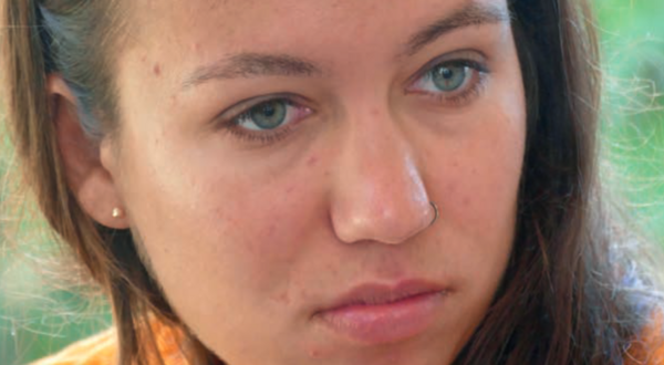 Das Gesicht in Nahaufnahme der Preisträgerin 2024 Ronya Othmann