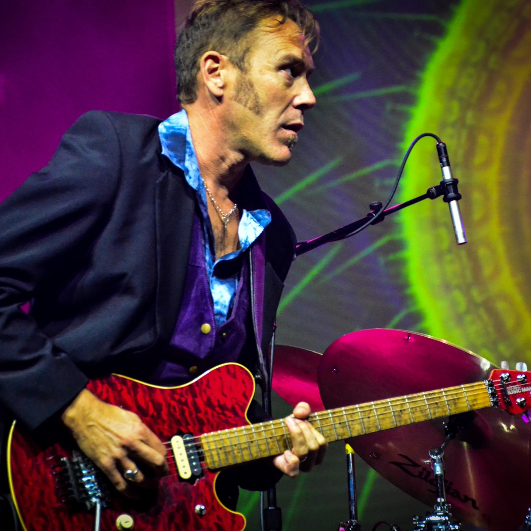 THE CREAM OF CLAPTON BAND